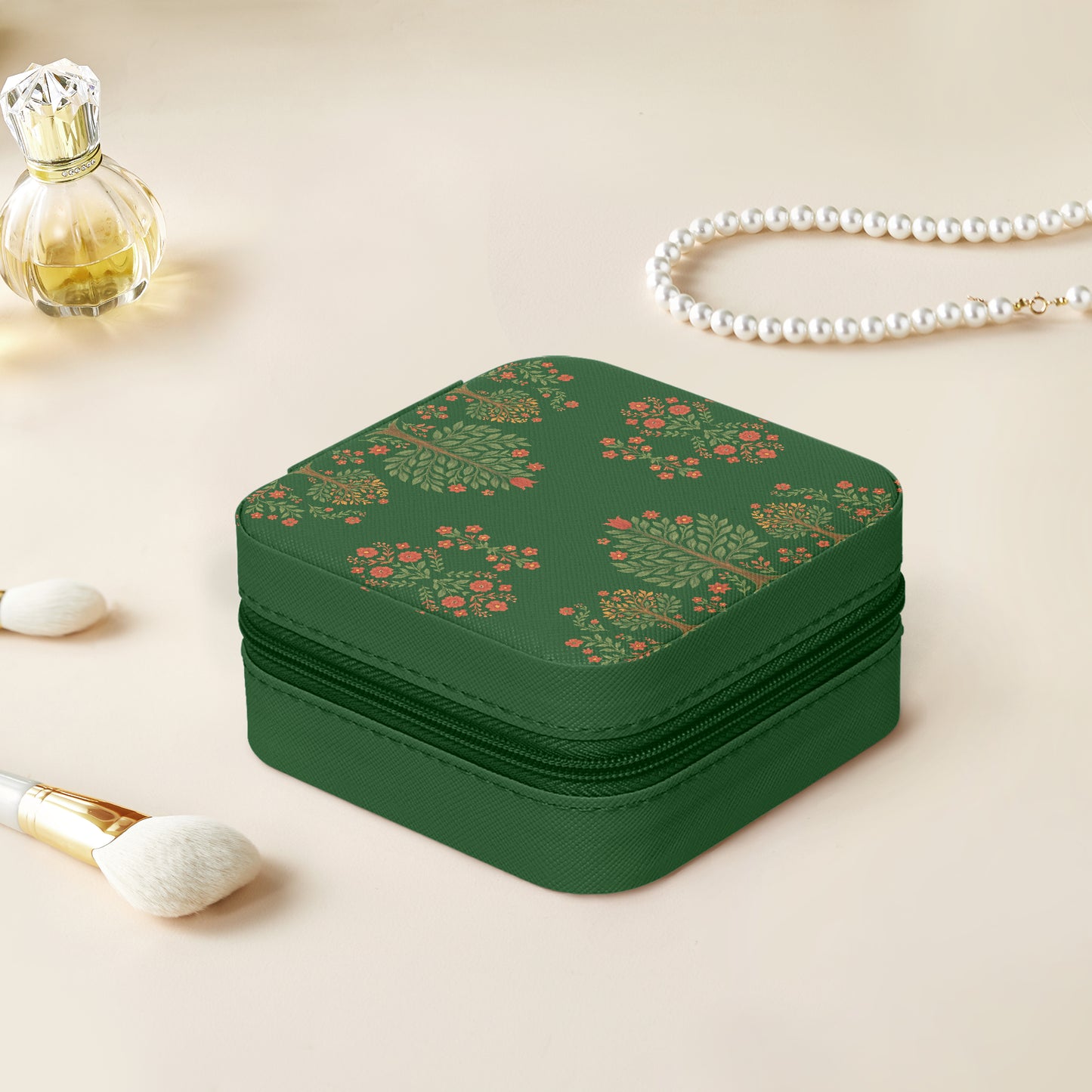 Matyo and kalocsai traditional Hungarian jewelry box case with floral pattern